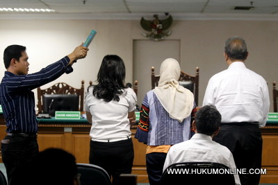 saksi sidang