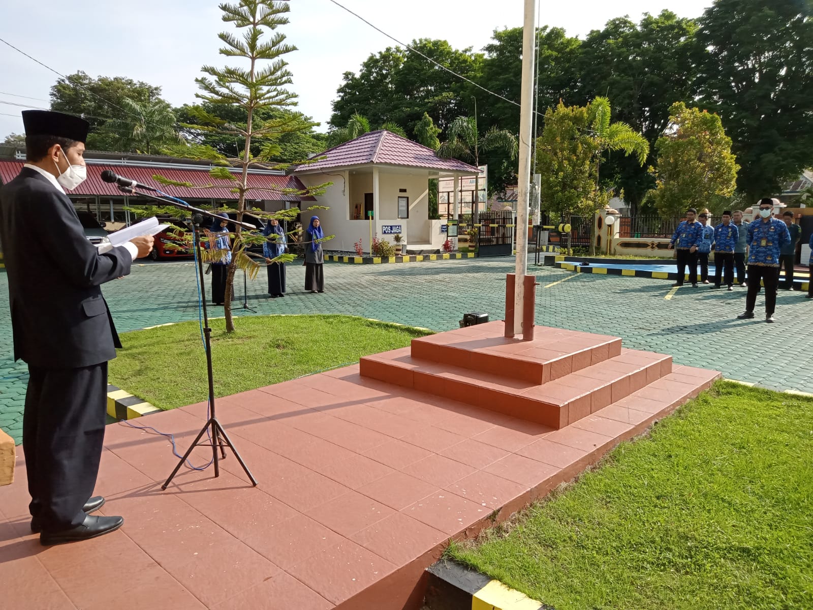 upacara hari pahlawan