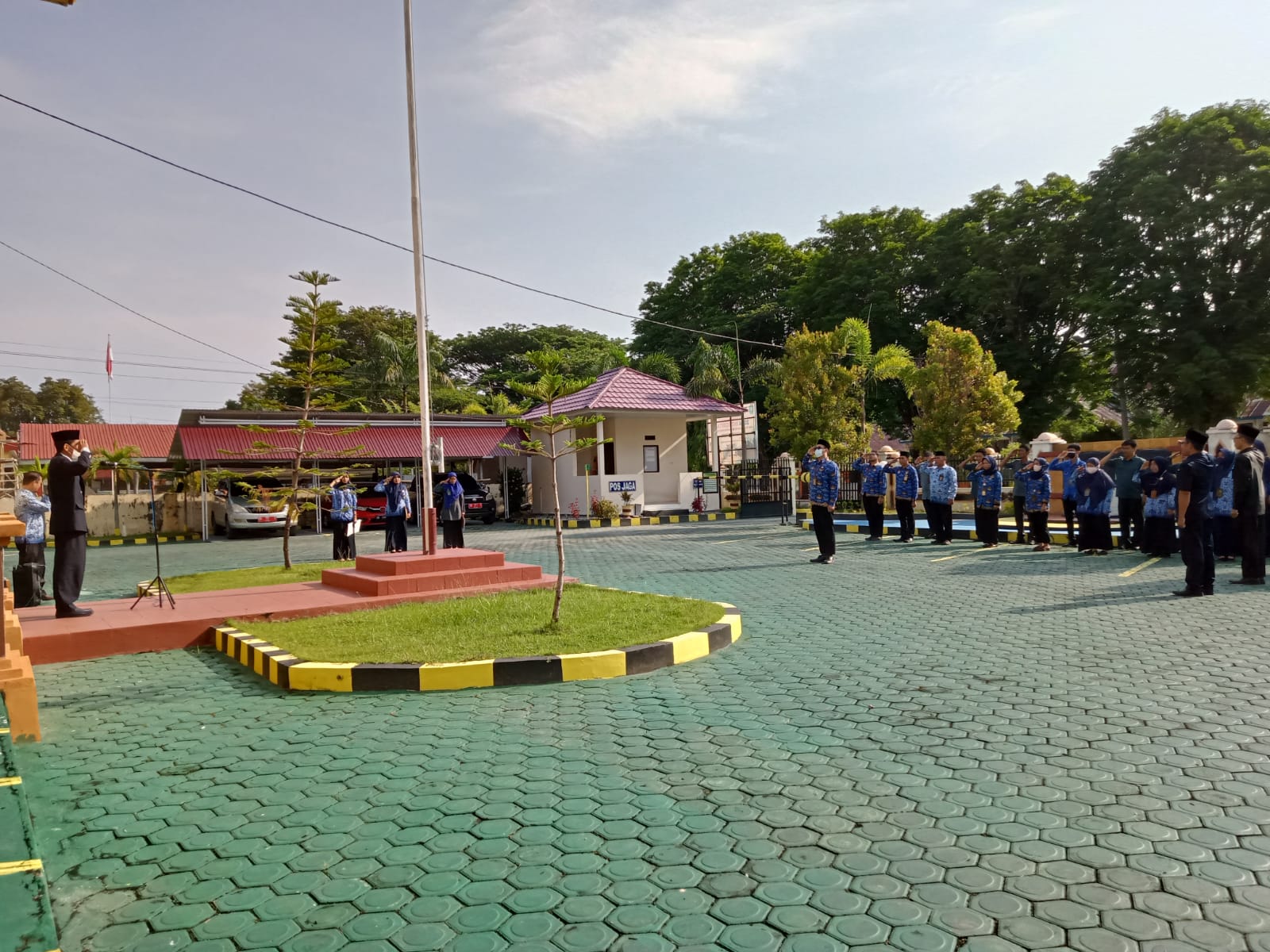 upacara hari pahlawan